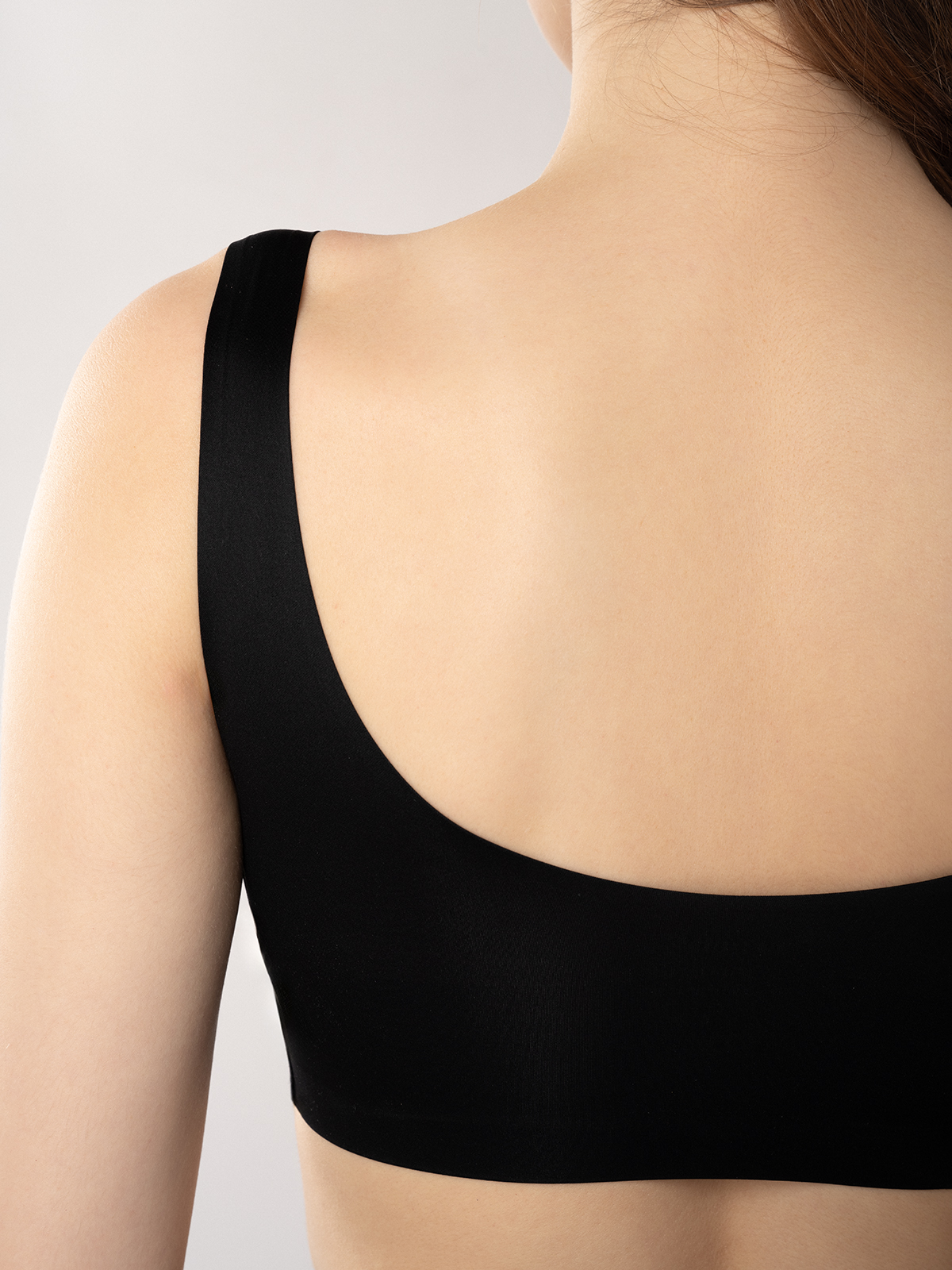 Бесшовный бюстгальтер-топ черный (Арт. 2114WXY)