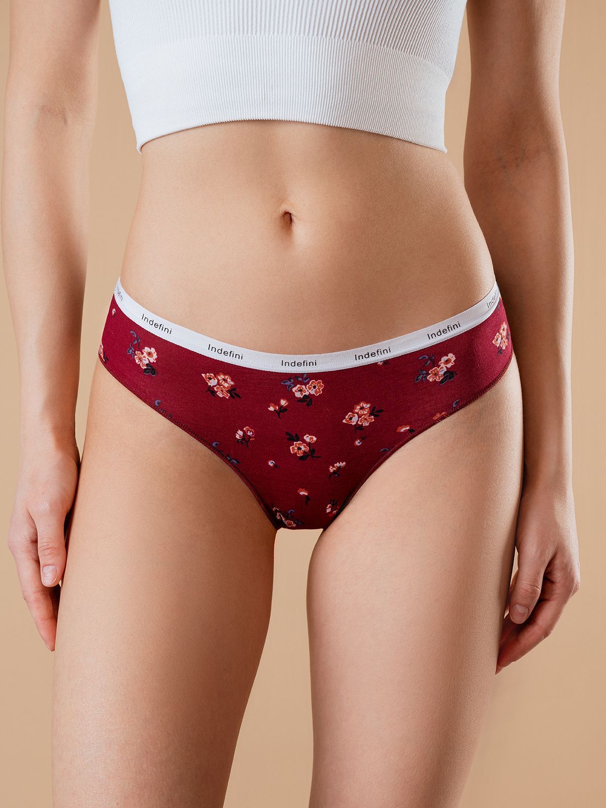 Трусы бразилиана с цветочным кружевом Indefini (Арт. 1414LUF)