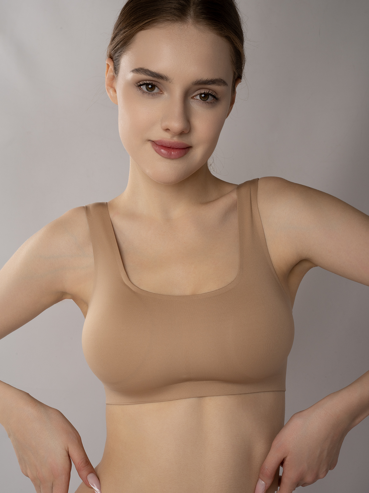 Бесшовный бюстгальтер-топ бежевый (Арт. 2113WXY)
