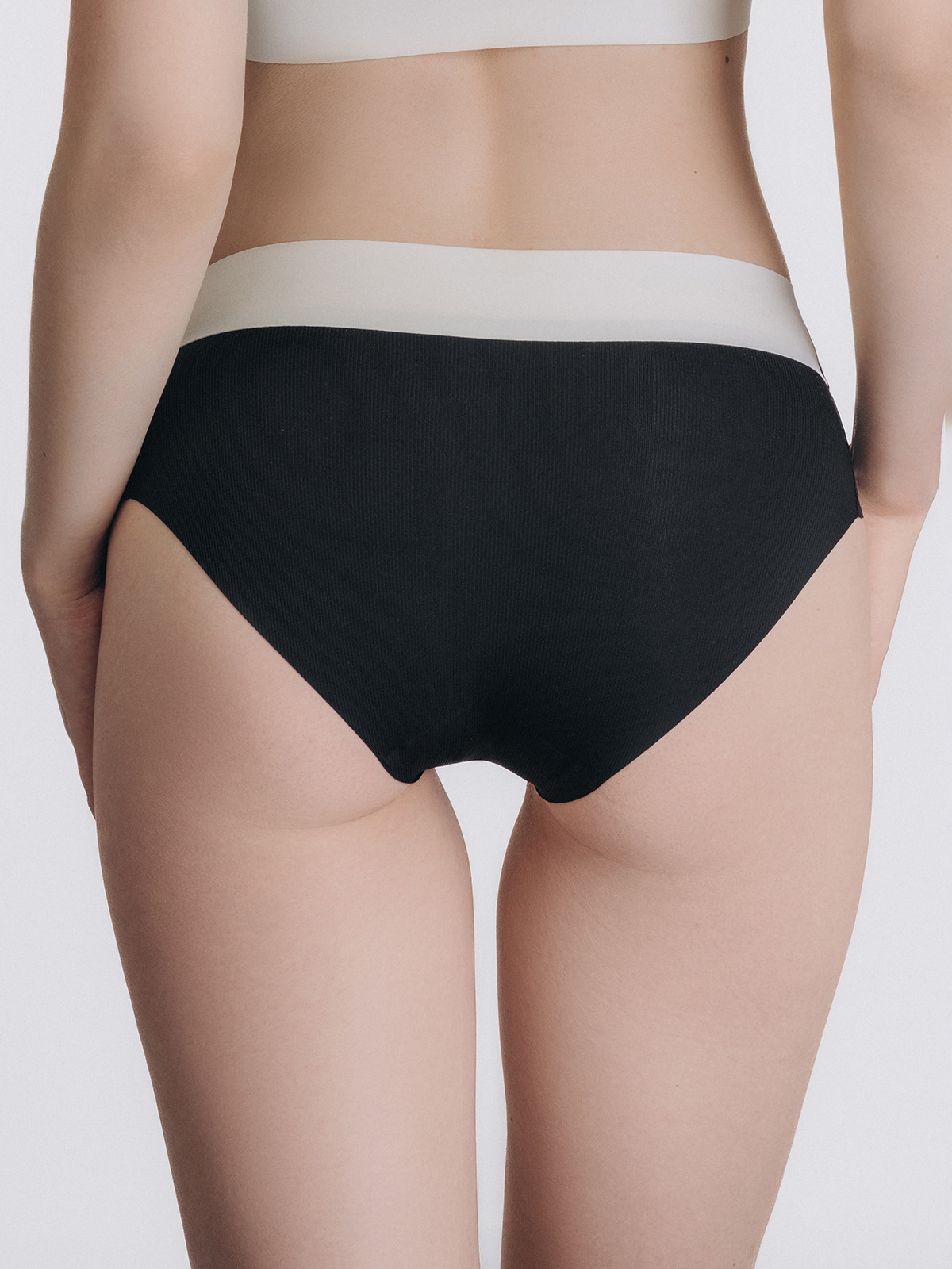 Спортивный комплект нижнего белья (Арт. 5036WXY-K)