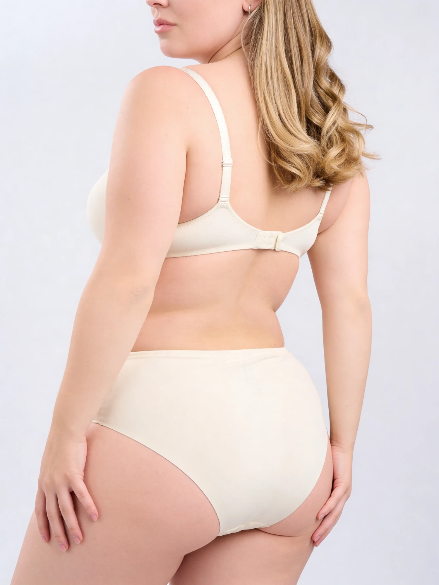 Комплект нижнего белья Indefini (Арт. 5144WXY)